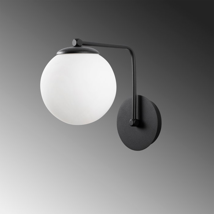 Opviq Daisy-147-A Lámpara de pared negra con tapa de cristal